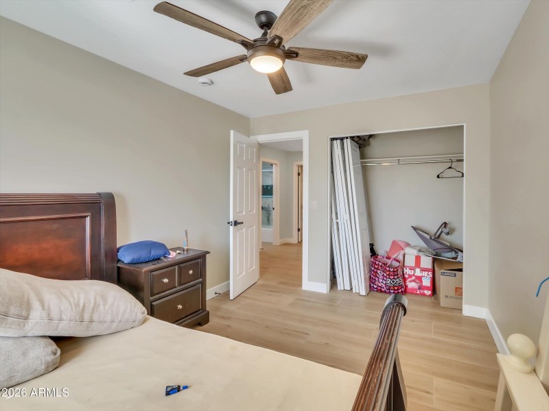 26-5122 W Fallen Leaf Lane-26