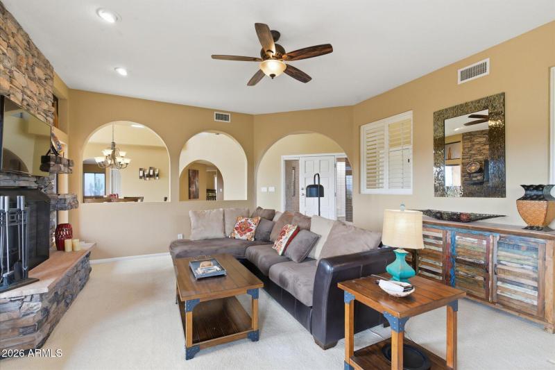 Arched Entryways & Flow