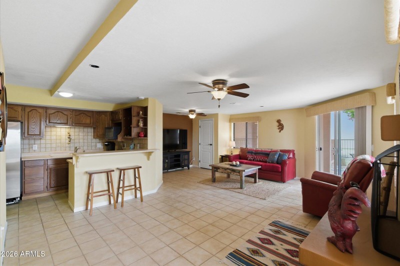 Lower Level Great Room & Kitchenette