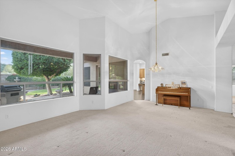 9-web-or-mls-09E Knoll Cir