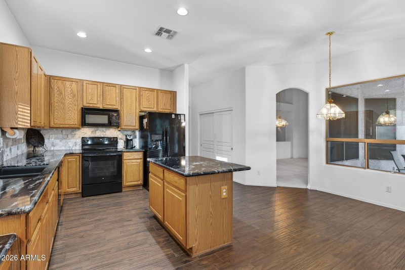 14-web-or-mls-27E Knoll Cir