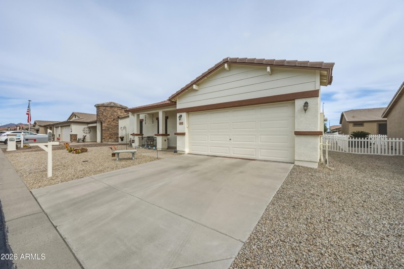 Meridian Front Angle