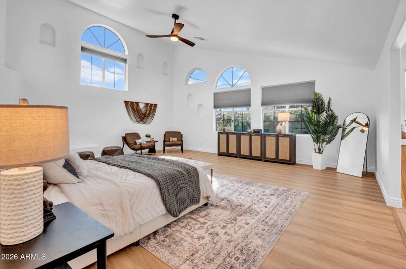 26-web-or-mls-10624 N 38th St-26