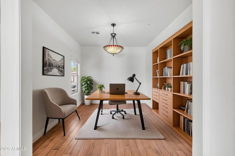 Virtually StagedFlex Rm