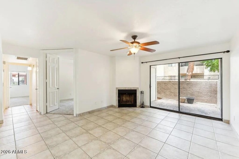 98b1dd901fd07eb0ad4f6f28c4a2d36a-uncropp