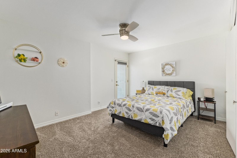 698c45_20 - Fairfield