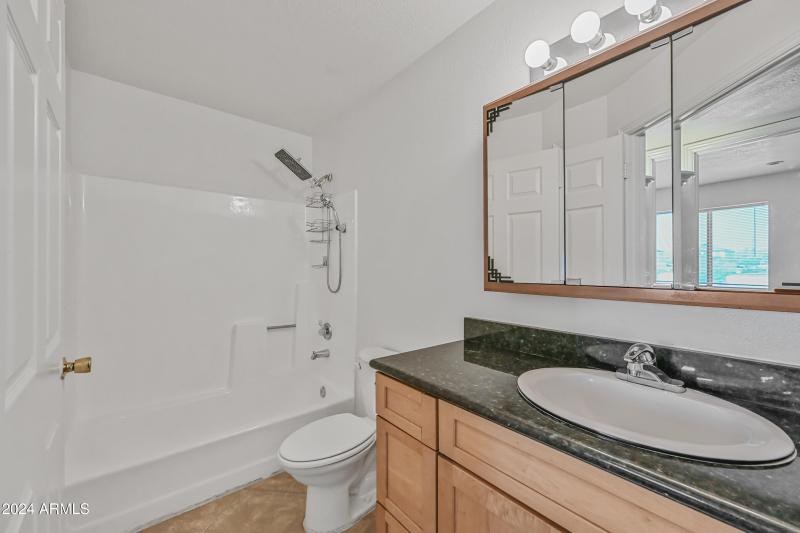 11-1234N36S209-ocupix-2700