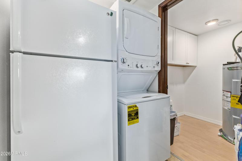 698c45_24 - Fairfield