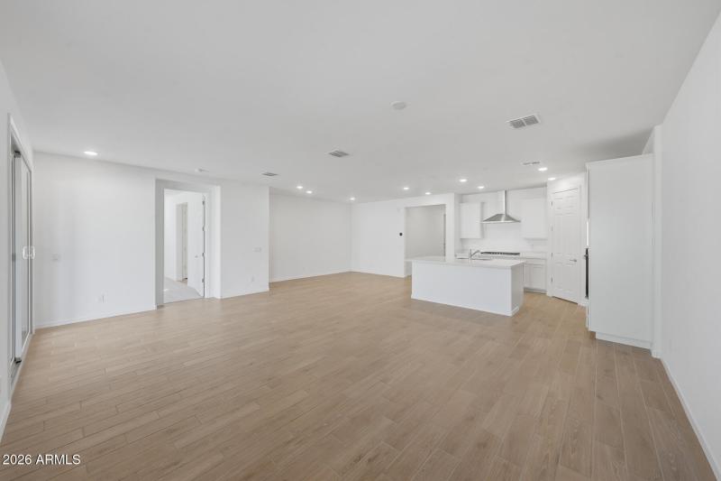 PHX_TierraVistoso_Lot 1030_Azure_17308_G