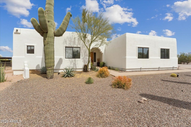 02-002-front-exterior