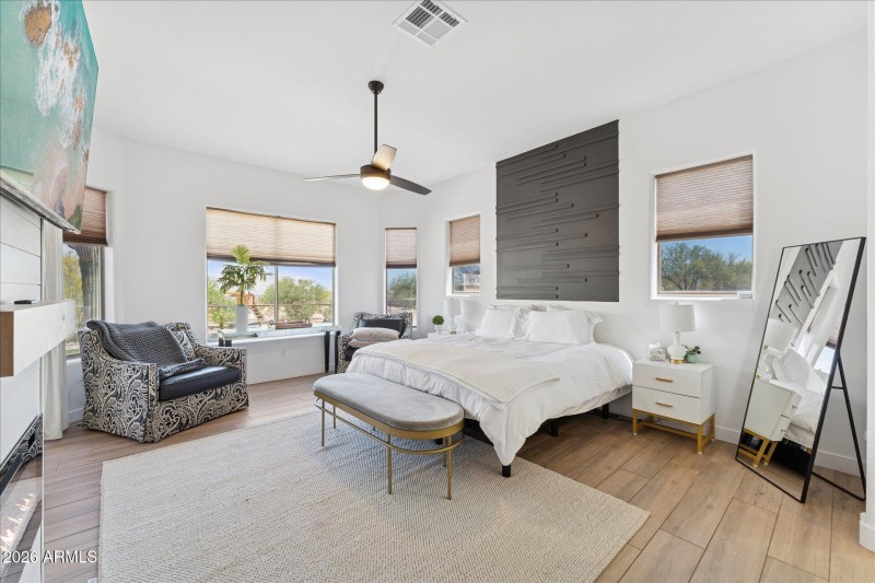 18-018-primary-bedroom