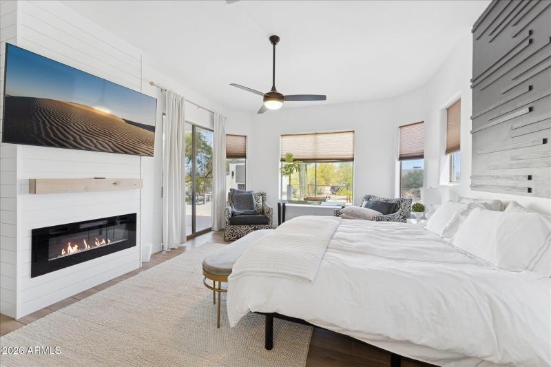 19-019-primary-bedroom