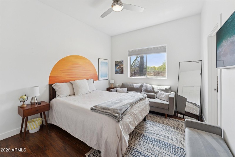 25-025-second-bedroom