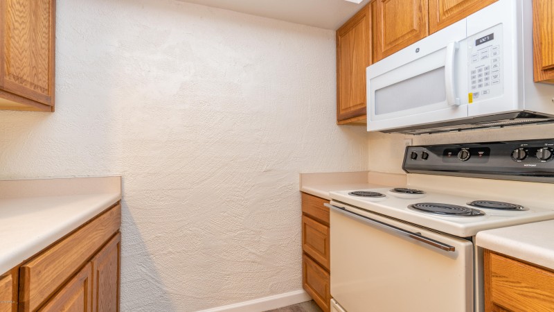 3230 E Pinchot Unit 16-11