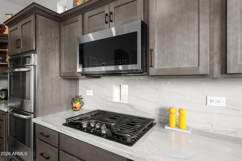 8207-E-Fairy-Duster-Dr-22