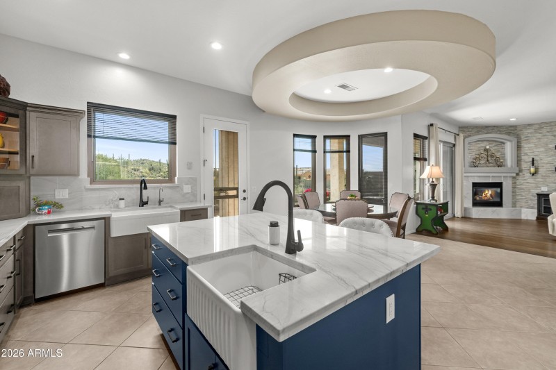 8207-E-Fairy-Duster-Dr-25