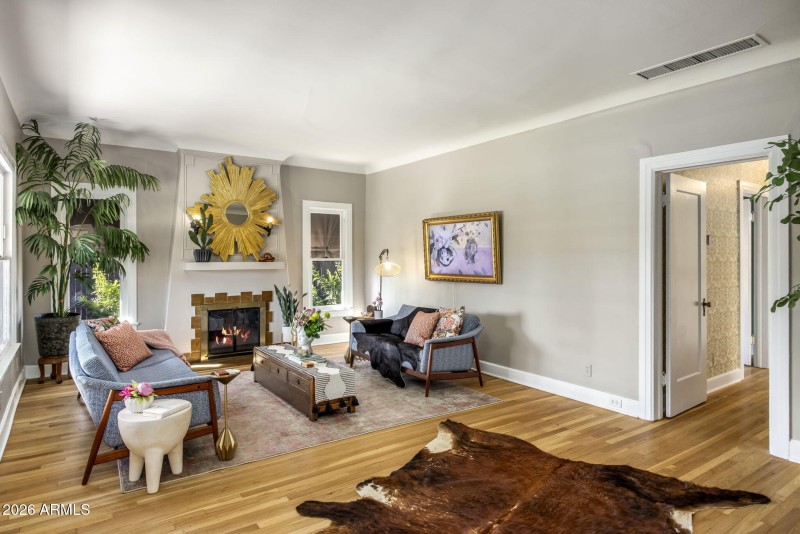 14-web-or-mls-D46A4344