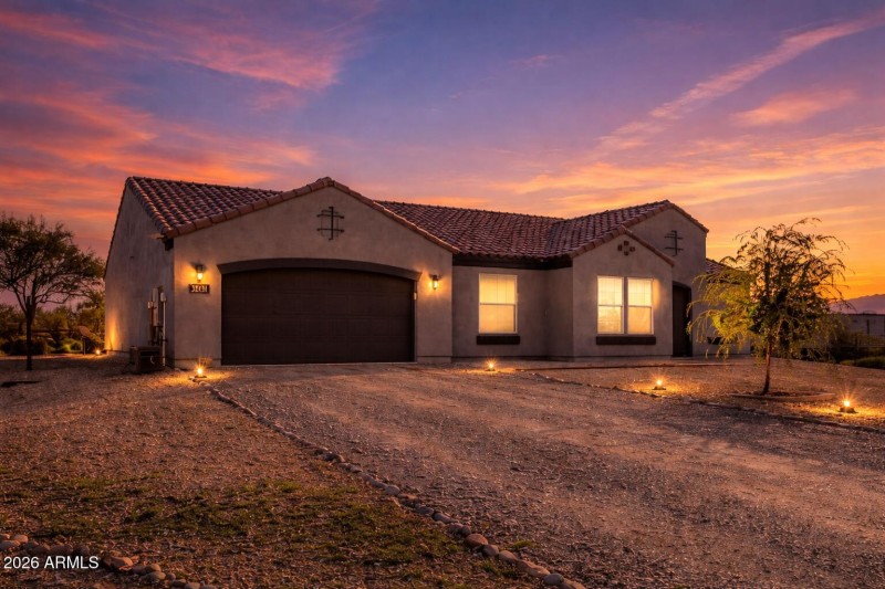 9836DFB3-2097-4EB5-8DF2-7B14F11DB014