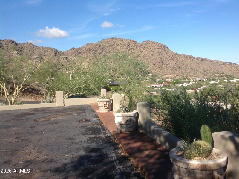 HB view @ Guest Park to West.