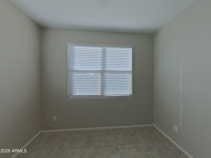 3_pc_1xfIZ6Apg3_7EecMT611A_layout_1