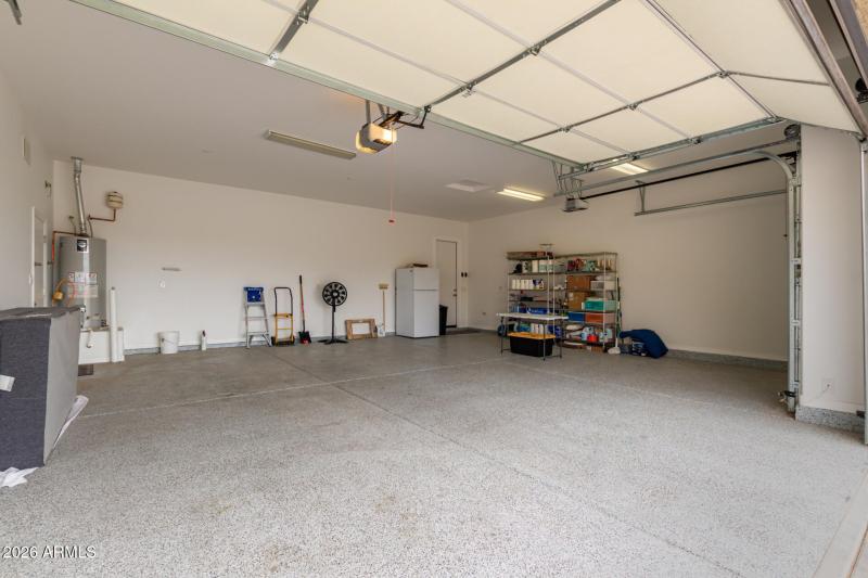 Huge 3 car garage