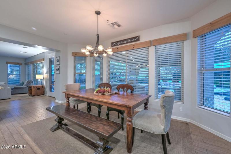 Night-Breakfast Room