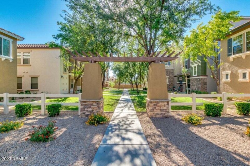 20200512002930331015000000-o