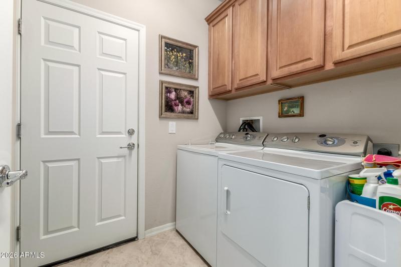 Laundry Room W Cabinets