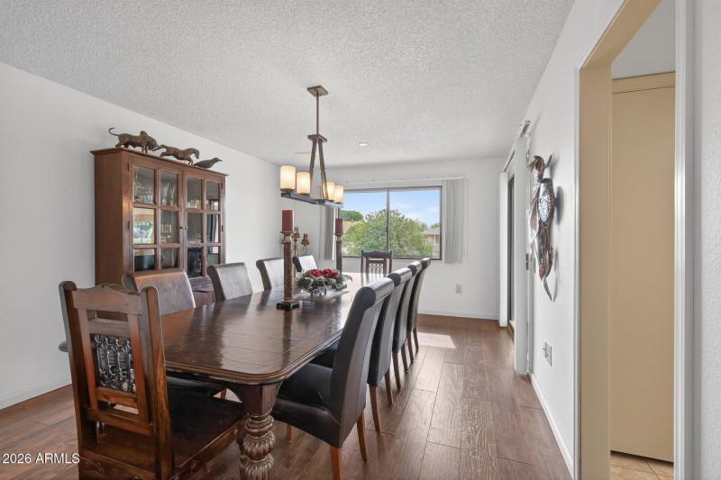 15_12611_W_Butterfield_Dr15_mls