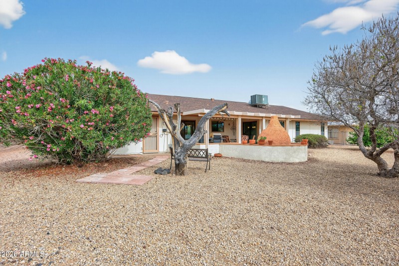 43_12611_W_Butterfield_Dr43_mls