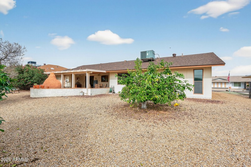 45_12611_W_Butterfield_Dr45_mls