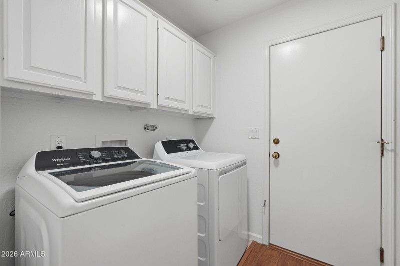 Laundry/entry to garage