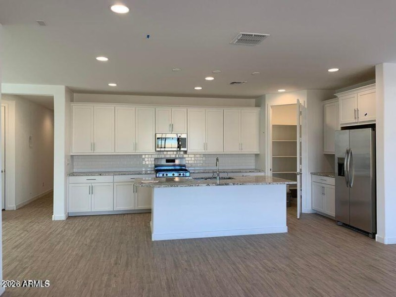 20230127174222496959000000-o