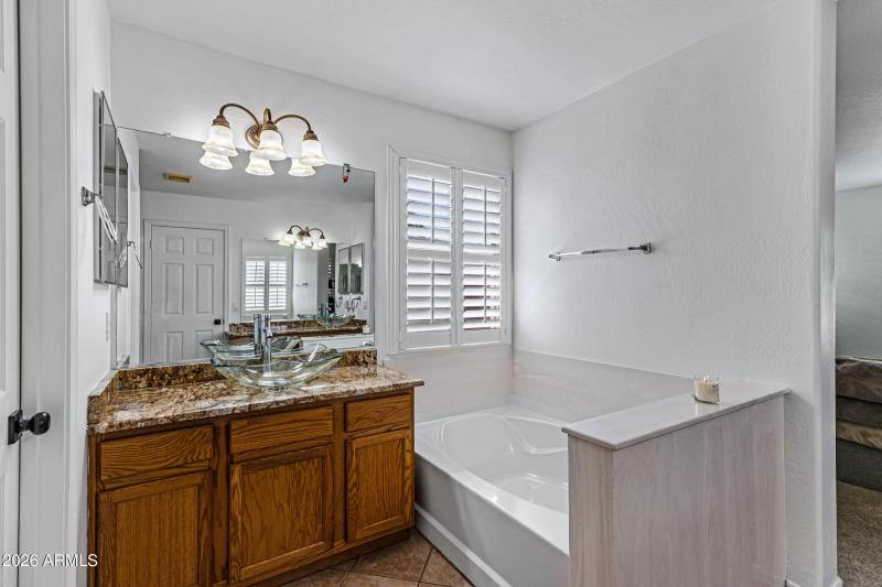 33198 N Cat Hills Ave-25