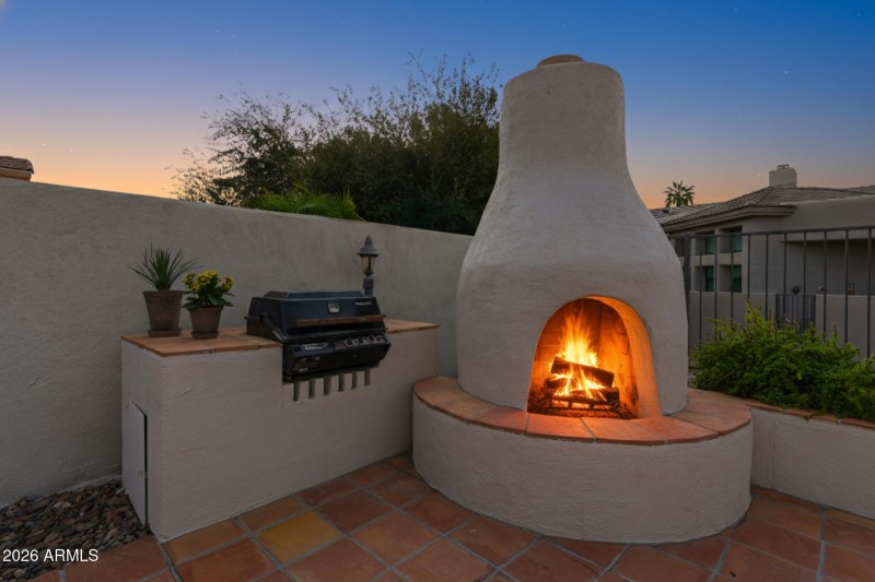 Virtual twilight fireplace