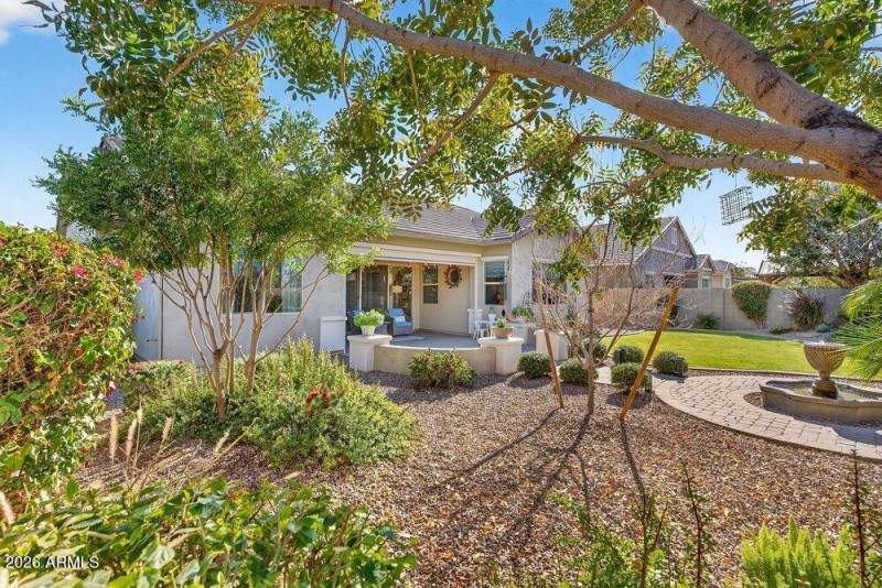 055_64-web-or-mls-86-_e_nighthawk_wa_128