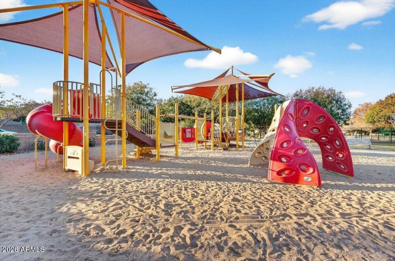 061_99-web-or-mls-05-_e_nighthawk_wa_1_6