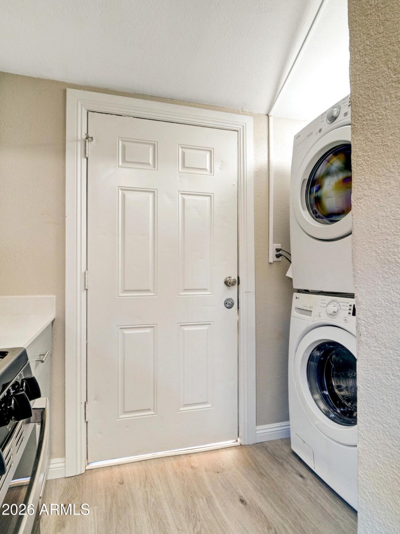 Copy of 14-820 S 15th Ave-14