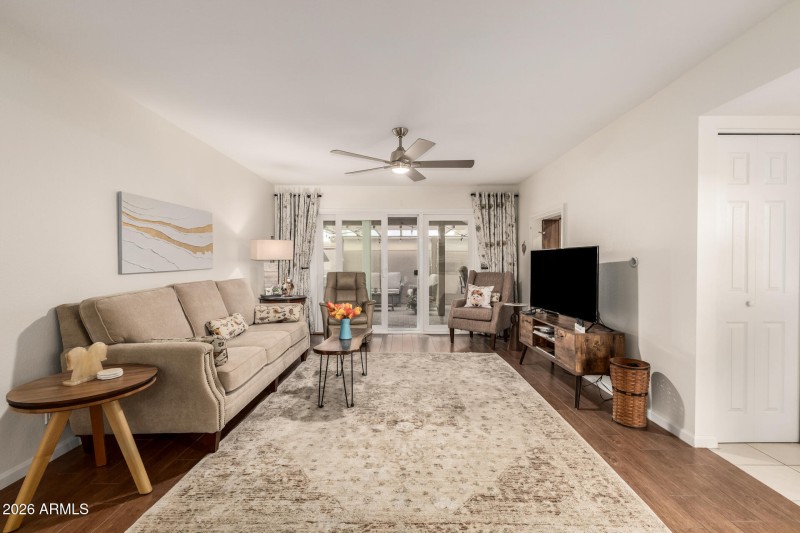 10 - Leisure World 475