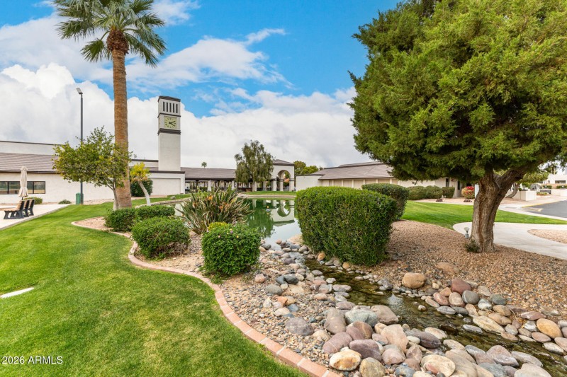 35 - Leisure World 475