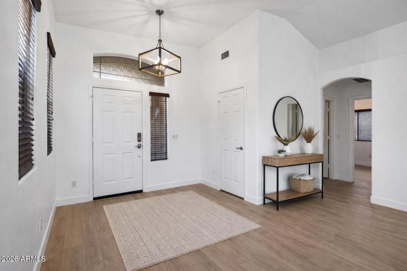 foyer virtual staged