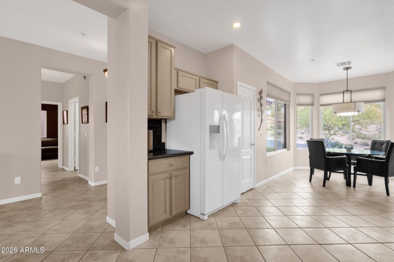 012_Kitchen And Breakfast Nook