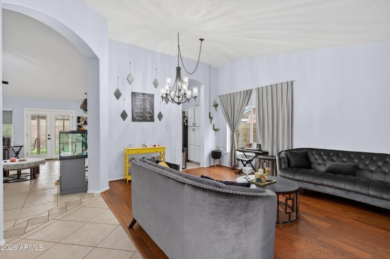 Formal living/dining room