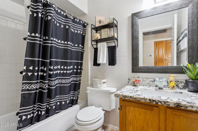 22-web-or-mls-170-e-guadalupe-rd-unit-15