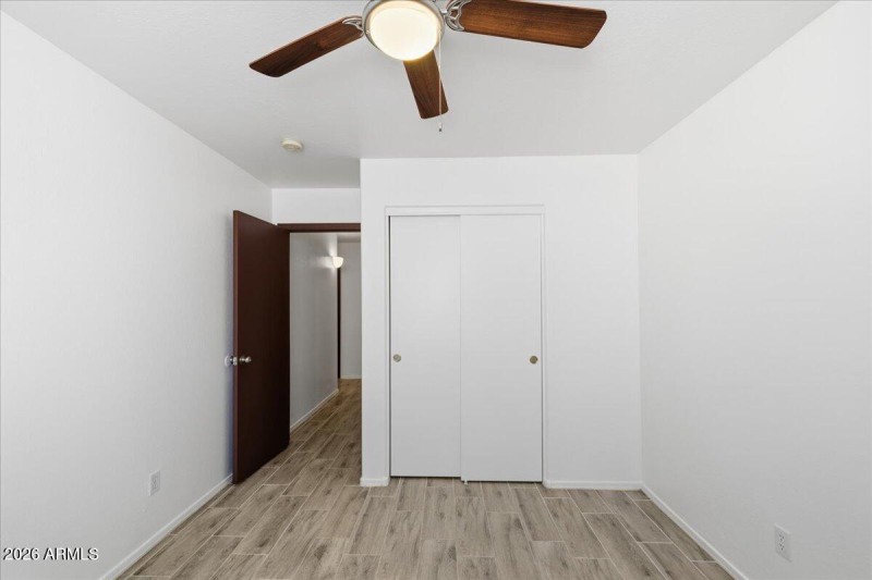 28-1877_S_157th_Dr_26