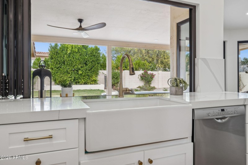 Indoor Outdoor Entertaining