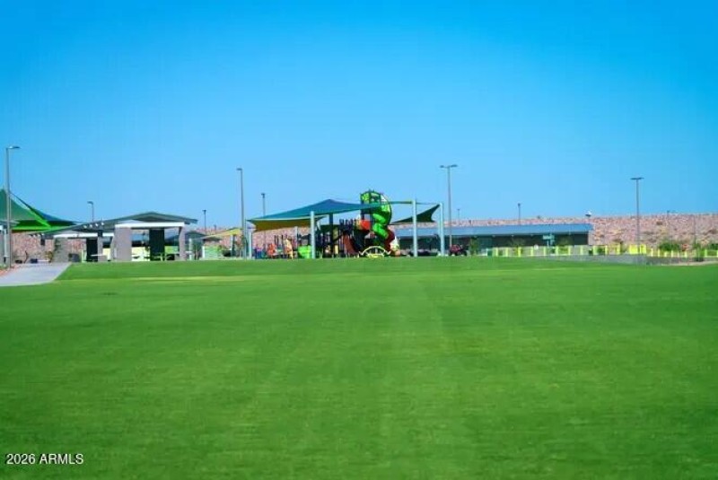 PALMOA PARK - grass and play area