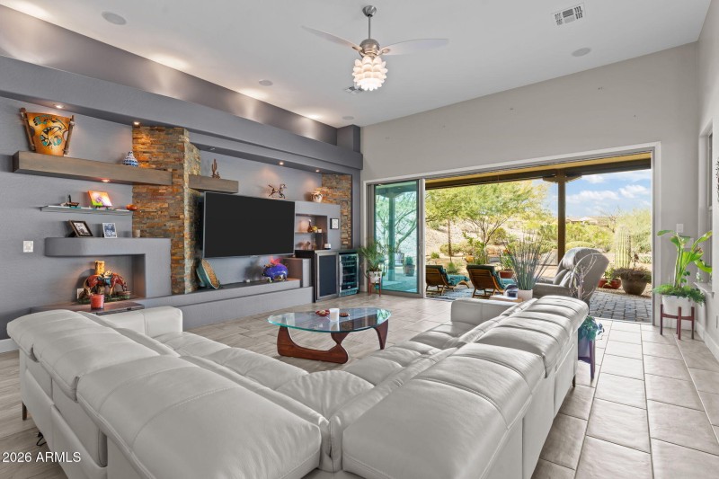 23-web-or-mls-DSC00343