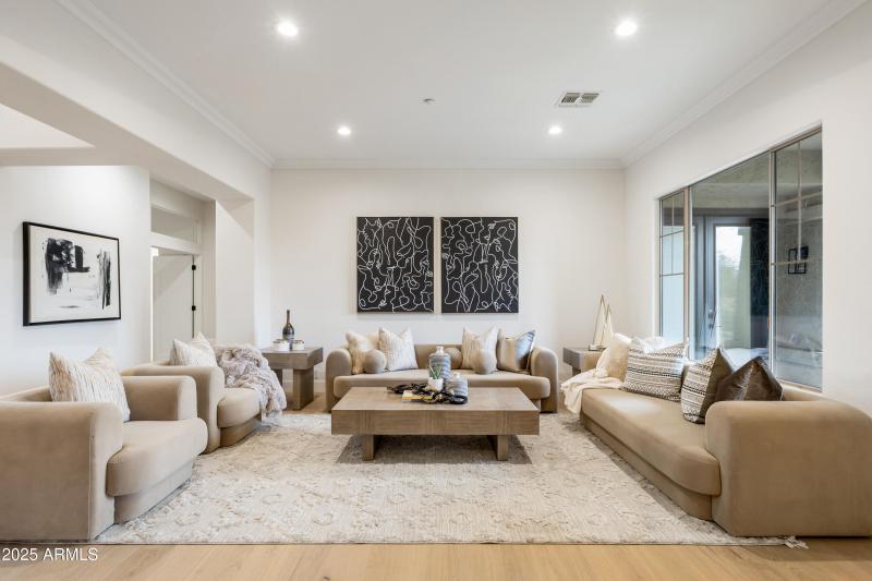 27589 N 61st Pl---12