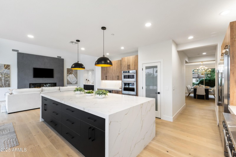 27589 N 61st Pl---39